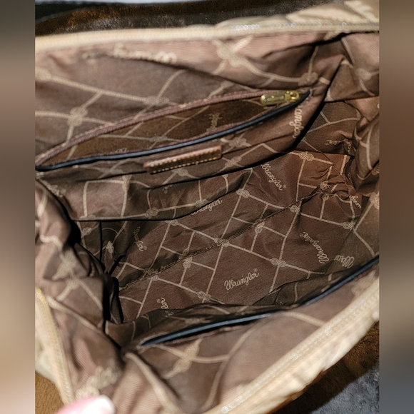 Wrangler Quilted handbag - Picture 6 of 9